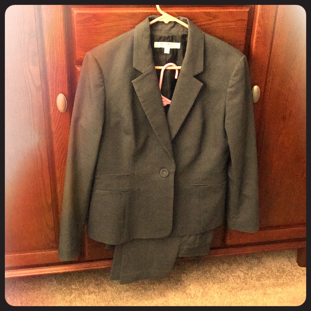 Suit